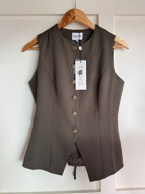 SNDYS Khaki Sleeveless Button Vest